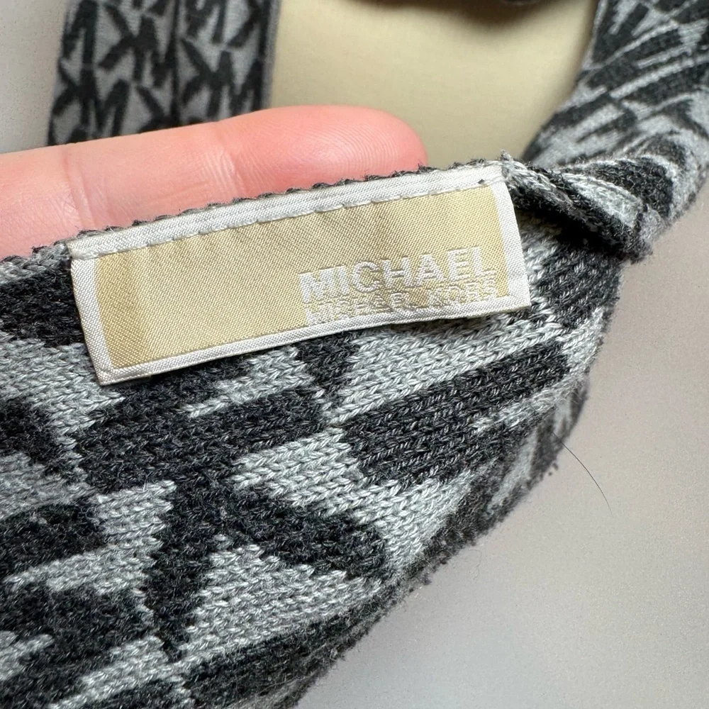 Michael Kors Scarf Winter Monogram MK Designer Accessory